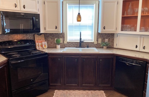 The Villages House | Beautifully renovated 2 bed- 2 bath home close to Spanish Springs Town Square