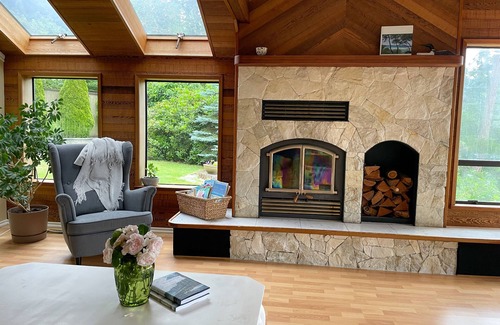 Garden Bay House | Beautifully situated harbour view home.