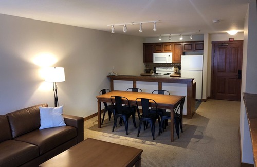 Salt Lake Mountain Resorts Condo | Beautifully Updated Ski-in/Ski-out Condo (Top Floor)