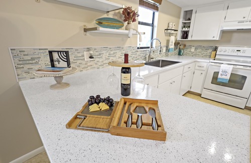 Fort Pierce Apartment | Beautifully Updated Condo on Hutchinson Island, FL Oceanfront, Sleeps 4