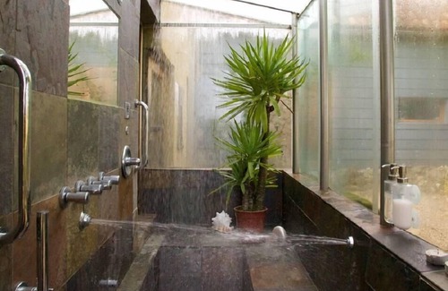 La Sauvetat Villa | beautyful and inviting 11bed villa with pool, Gers