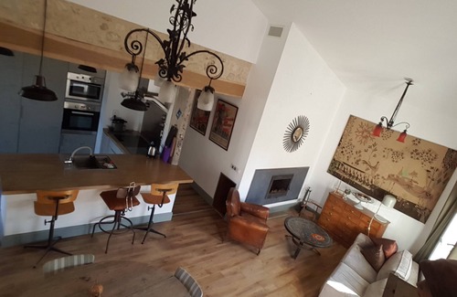 Saint-Philippe-dAiguille House | Bed and breakfast Cottage near Saint-Emilion Bordeaux swimming pool Air Cond