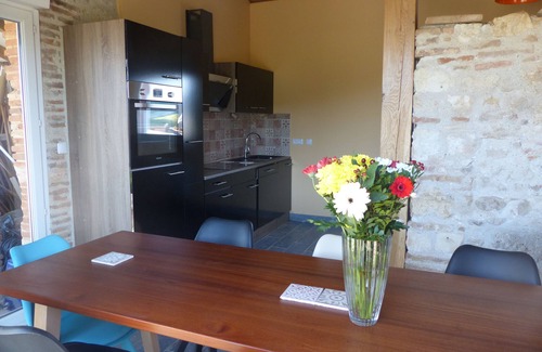 Saint-Loup House | Bed and Breakfast Au Clair Du Loup