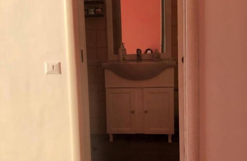 Posillipo Bed & Breakfast | Bed and Breakfast 'Camera La Regina Del Mare' with Balcony, Wi-Fi and Air Conditioning