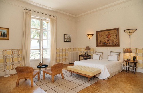 Le Pradet House | Bed and Breakfast located in an exceptional villa
