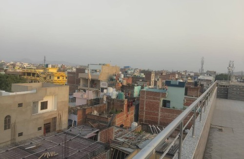 Gaya Apartment | Bedrooms with Private Bath - 401