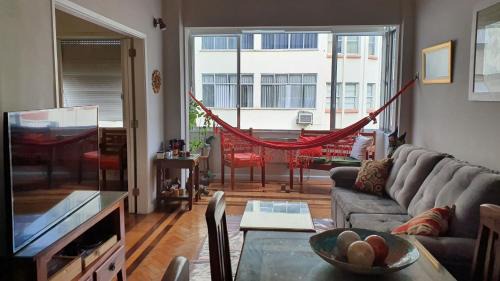 Copacabana Apartment | Belíssimo APTO 2 quartos Copacabana á 3 minutos andando para praia