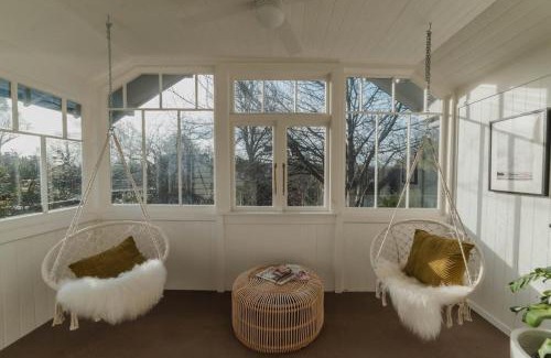 Riccarton Villa | Bel Air Mansion - Sleeps 15 Villa