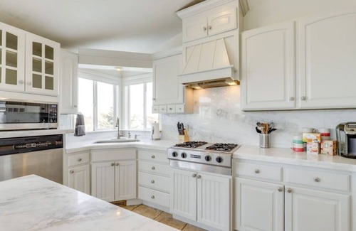 Granite House | Bell Canyon Haven Mountain Views Ski Access