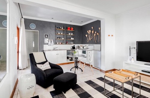 Woodmead Bed & Breakfast | Bella b’s