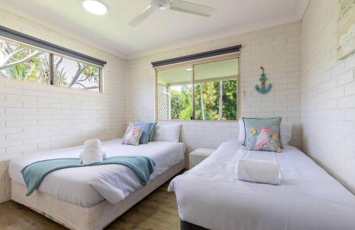 Agnes Water House | Bella Rose Beach House - 3 BR - 5min to Beach