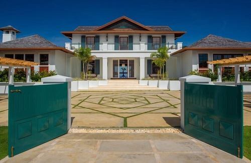 Tryall Villa | Bella Vista at Tryall Club in Montego Bay by Personal Villas - Enchanting Design