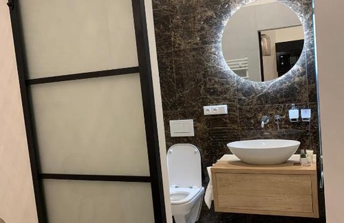 City Centre Apartment | Bella Vista Collonade
