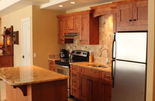 Somers House | “Bella Vista” Overlooking Beautiful Flathead Lake with Great Panoramic Views!