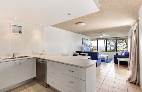 Mooloolaba Apartment | Bellardoo12- Mooloolaba Beach Views