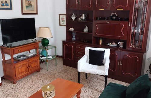 Setenil de las Bodegas House | BellaVista, beautiful unique traditional Andalousian home built into the rocks