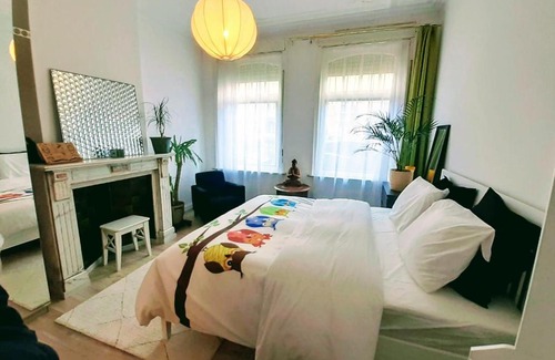 Dailly Apartment | Belle Époque Apartment close to EU, NATO & RTBF