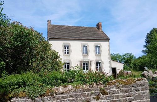 Marcillat-en-Combraille House | Belle campagne