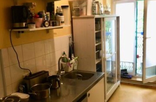 Prenzlauer Berg Apartment | Belle etage in the center of culture