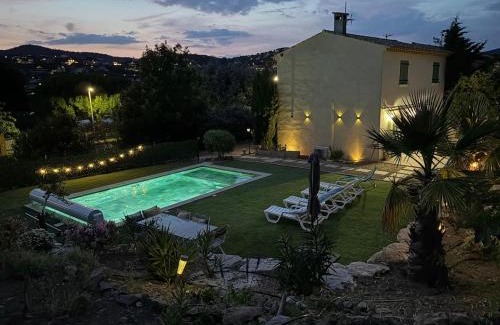 La Nartelle Villa | Belle maison avec piscine privative dans une résidence calme et securisee
