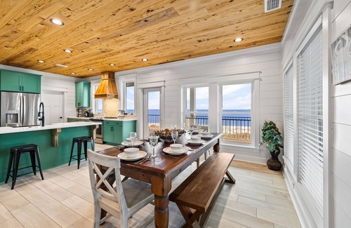 Indian Pass House | Belle of the Beach: Beachfront, Private Pool, Pet Friendly, EV Charger!