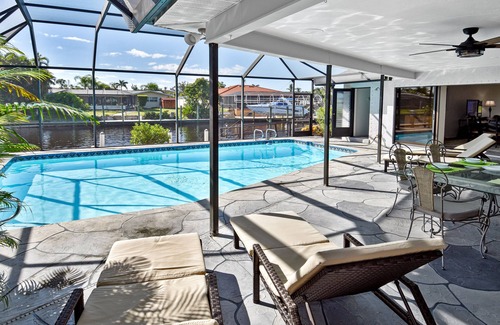 Fort Myers Villa | Belle Paradise, heated Pool boating, Oasis of calm