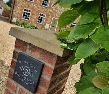 Denver House | Belle Vue Cottage