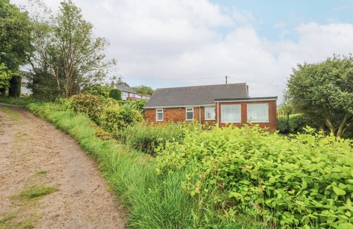 Mow Cop Cottage | Belle Vue