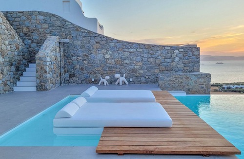 Maragas Villa | Bellevue Villa Three - 130sqm villa, infinity private pool and outstanding view!