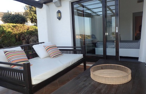 Liscia di Vacca Apartment | Bellissimo Appartamento Fronte Mare Liscia di Vacca Porto Cervo