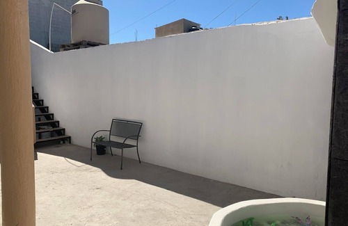 Ampliacion Juarez Apartment | Bello y cómodo departamento ¡A 10 minutos del centro de Cabo San Lucas!