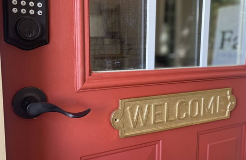 Belmont Historic District Apartment | Belmont Lodge Over Garage-Spacious w/Home Theater