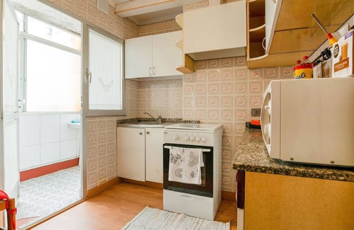 El Ensanche Zona Nuova Apartment | Belvilla by OYO Apartamento Avenida RosalÃ­a