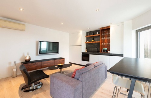 Benissa Ski Chalet | Benissa Hideaway: Garden, BBQ & Fireplace for a Dream Stay