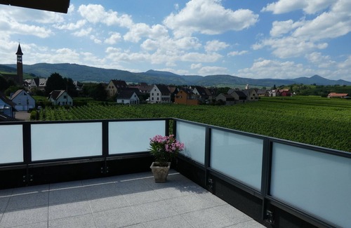 Bennwihr Apartment | BENNWIHR-ALSACE Between Riquewihr and Kayserberg at COLMAR