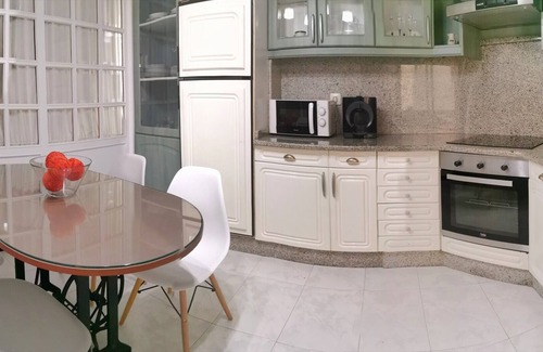 Carballo Condo | Bergantiños apartment downtown