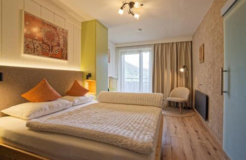 Riva di Tures Hotel | Bergchalet Hotel Reinerhof