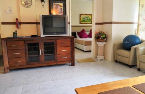Bukit Tinggi Apartment | Berjaya hill meranti park