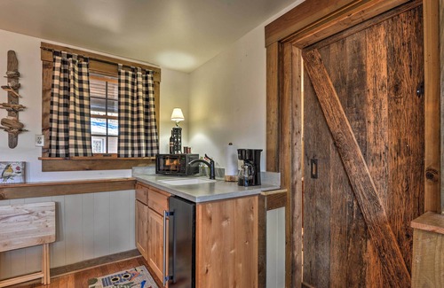 Berkeley Springs Apartment | Berkeley Springs Haven w/Sleepy Creek Access!