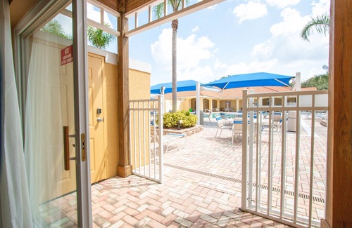 Kissimmee Condo | Berkley Lake Townhomes