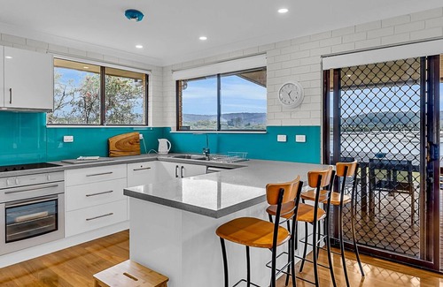 Bermagui House | Bermagui River View - Unit 1,1 Lindo Street 3 bdrm Villa