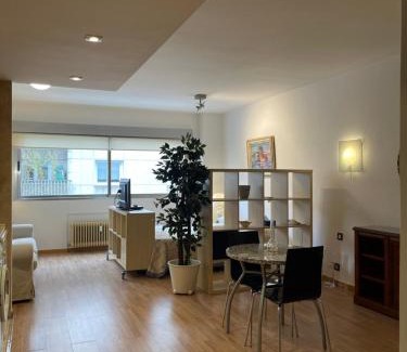 Hispanoamerica Apartment | Bernabéu Loft Moderno