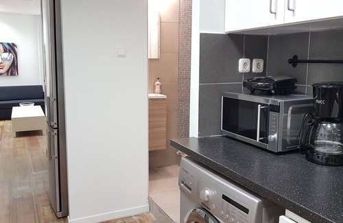 Kypseli Apartment | Berry apartment - Athens Center, 6 BD, 3 BATH