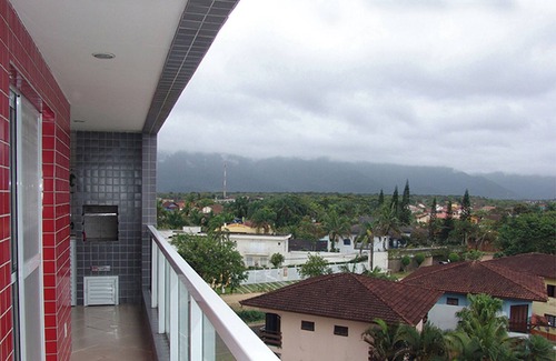 Maitinga Apartment | Bertioga - apartment 80 m from the beach, 4th floor, with sea and mountain views.