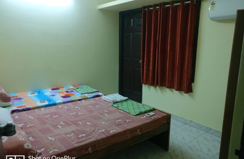 Adyar Apartment | Bertz's House and Stay