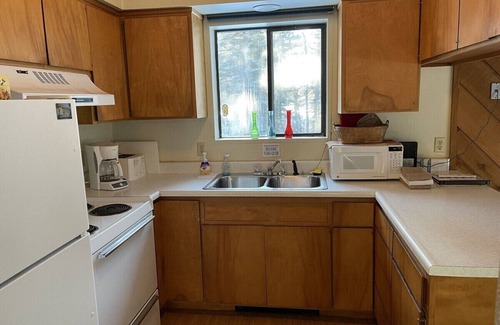 Bayfield House | Beside the creek minutes to Vallecito Lake/food gorgeous drive to Durango(train/Mesa Verde National Park/Million Dollar HWY)