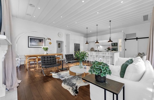 Mount Eden House | Bespoke Stays - Christmas Oasis