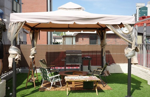 Yeonnam-dong House | Best accommodation near Hongik University Station