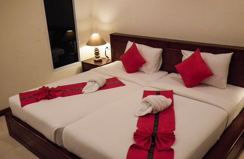 Cherngtalay Resort | Best Budget Hotel in Bang Tao Beach, 100 Meters Away from the Beach.