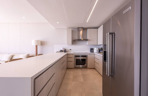 Porto Nao Apartment | Best Caribbean Sea Views: 3BR Penthouse F1